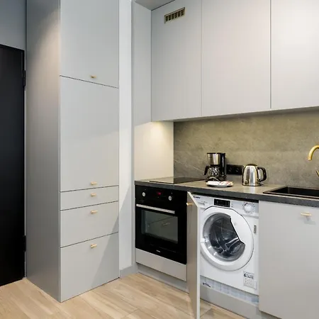 Citycenter Lux Krysiewicza 3 Airconditioning By Renters Apartment Poznan
